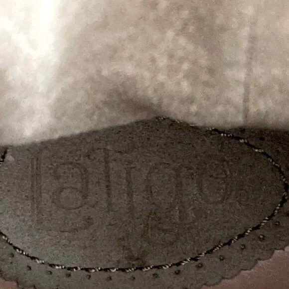 Anthropologie Latigo Olive Green Suede Moccasin Boho Bootie sz 9.5 Cottagecore - Picture 9 of 9